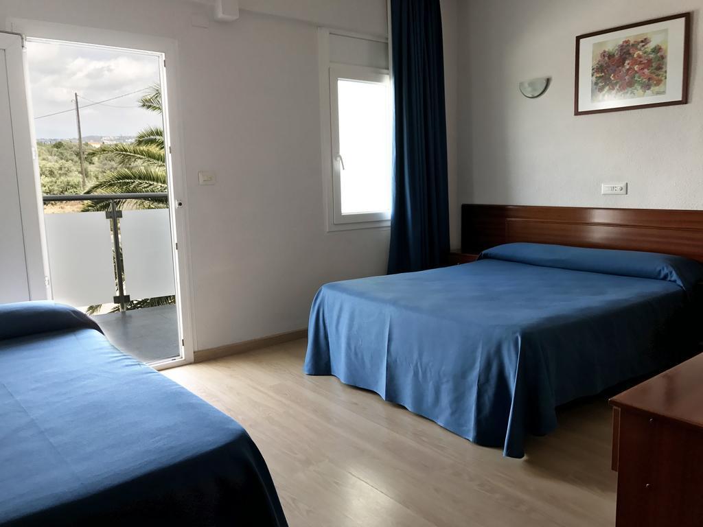 Triple Room,1198374199:JPEG
