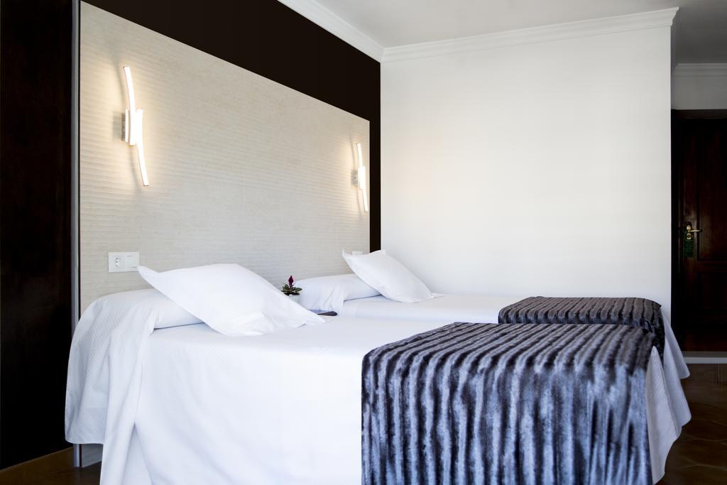 Superior Tweepersoonskamer met 1 of 2 Bedden en Balkon
