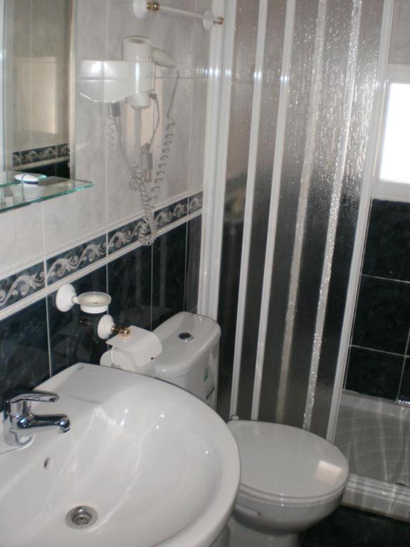 Triple Room,42231019:JPEG