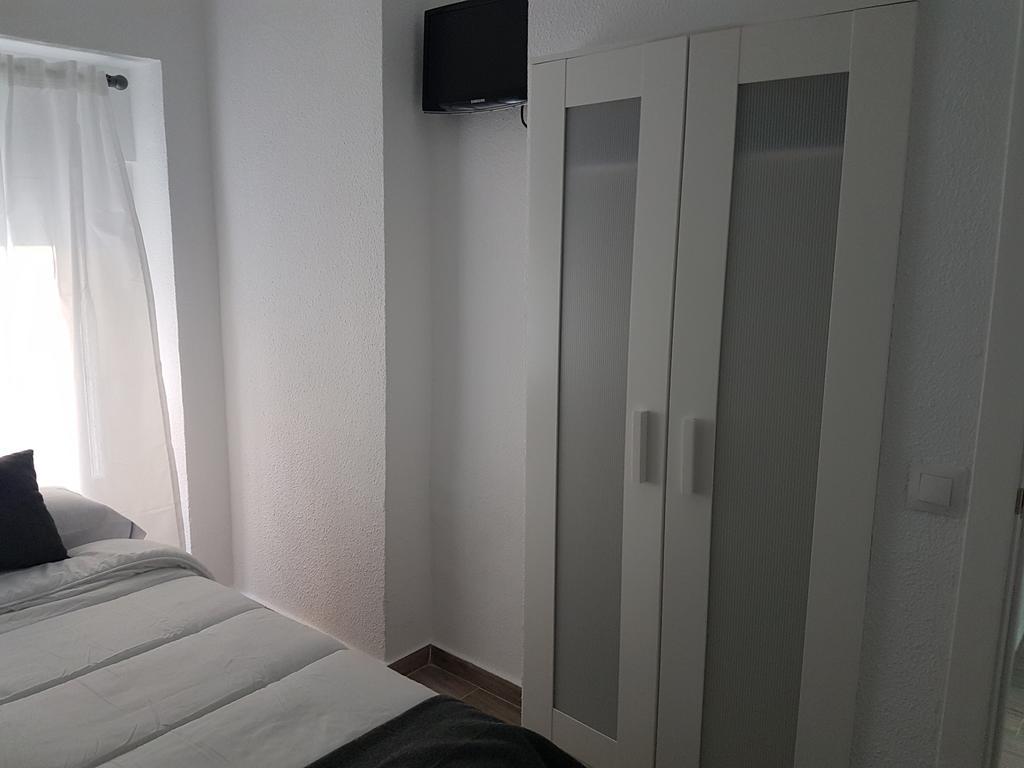 Einzelzimmer mit Gemeinschaftsbad