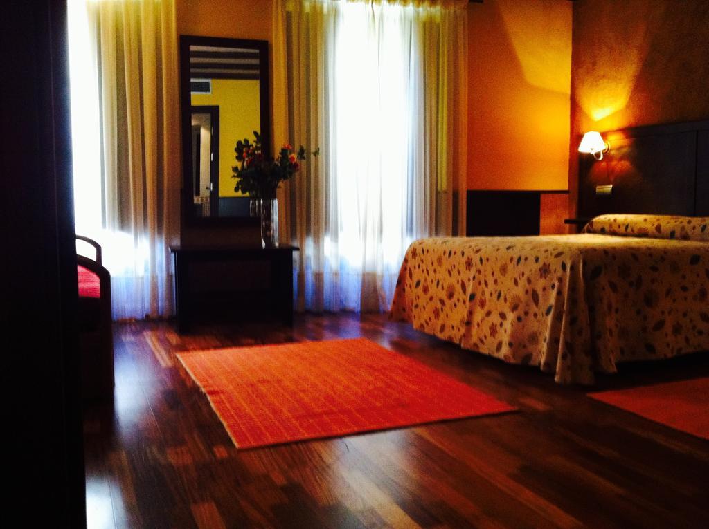 Chambre Double ou Lits Jumeaux