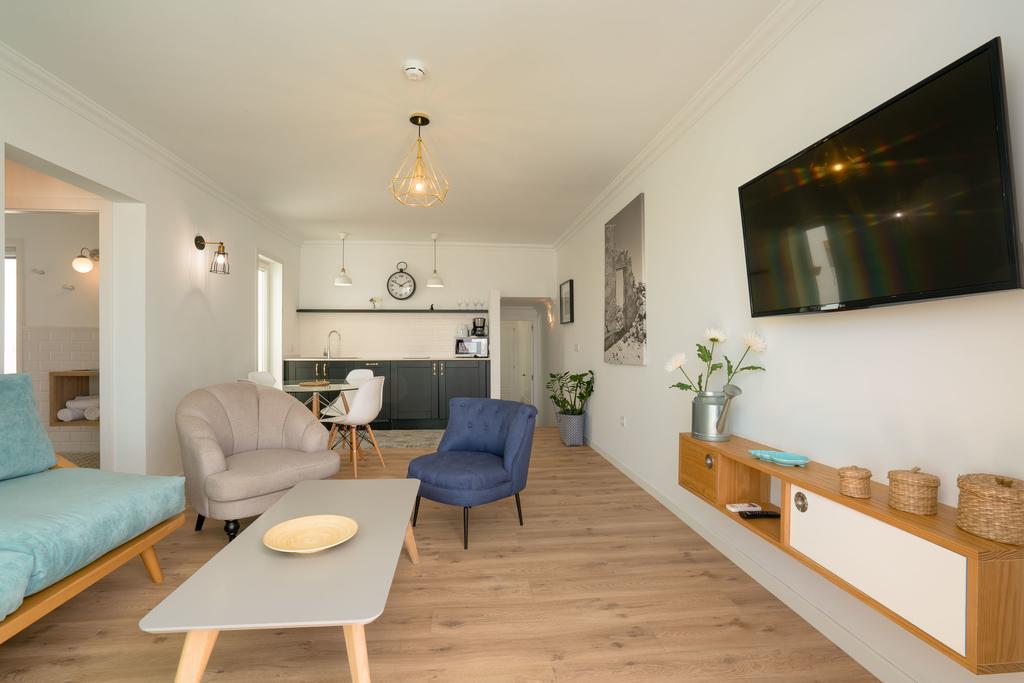 Appartement 2 Chambres avec Bain à Remous (4 Adultes)