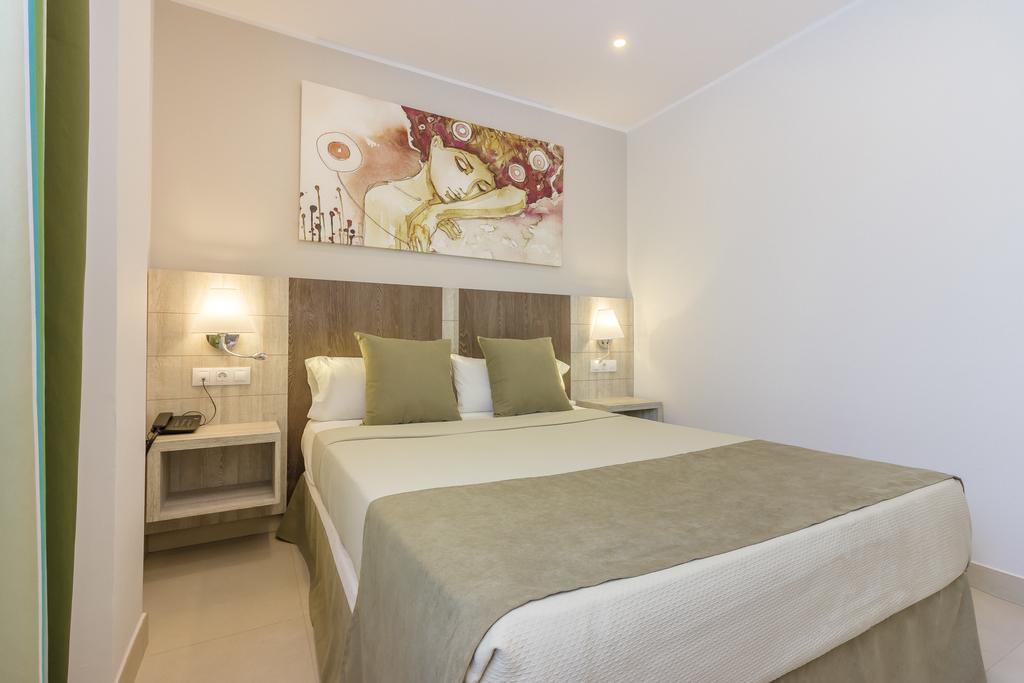 Apartament z 2 sypialniami i widokiem na morze