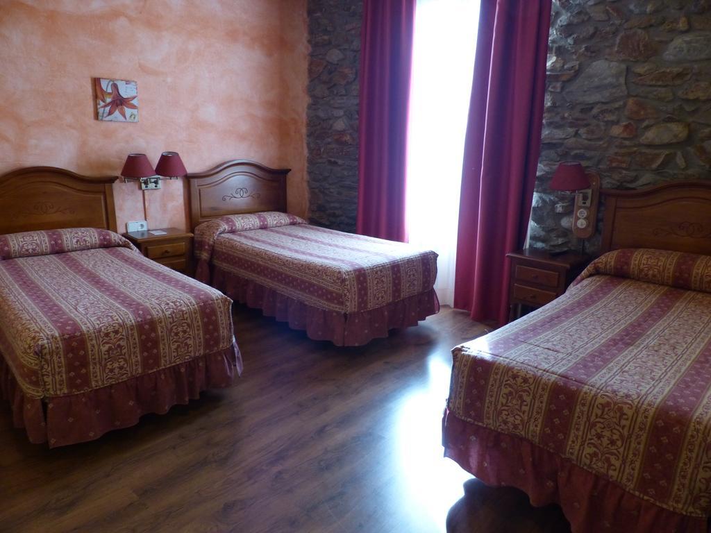 Quadruple Room,451715583:JPEG