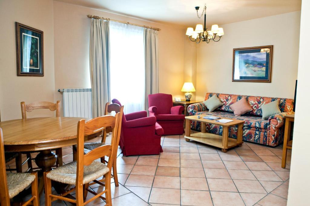 Apartamento com 2 Quartos