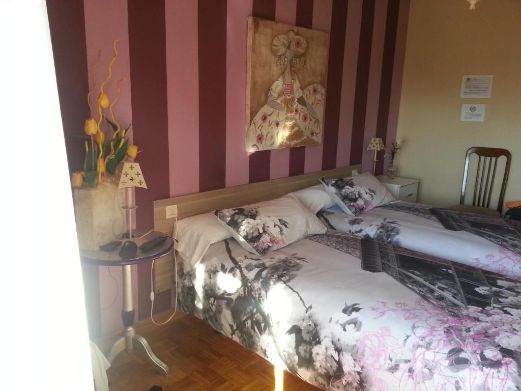 Twin Room with Private Bathroom