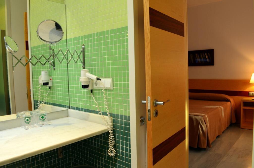 Habitación Doble con cama supletoria