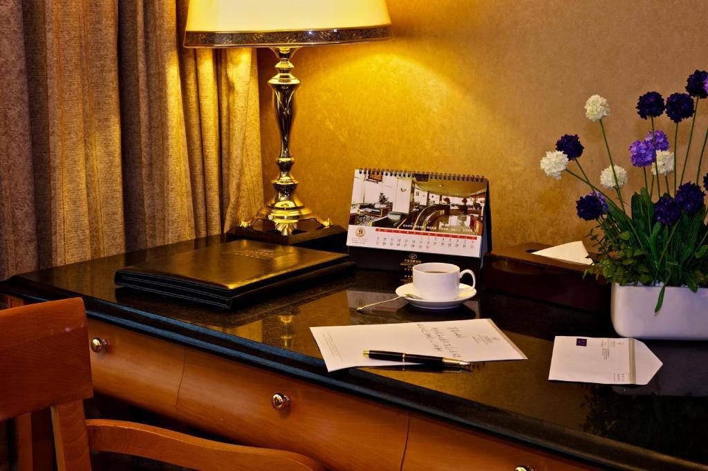 Quadruple Room (3 Adults + 1 Child),53729164:JPEG