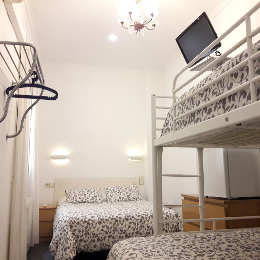 Quadruple Room,545880840:JPEG