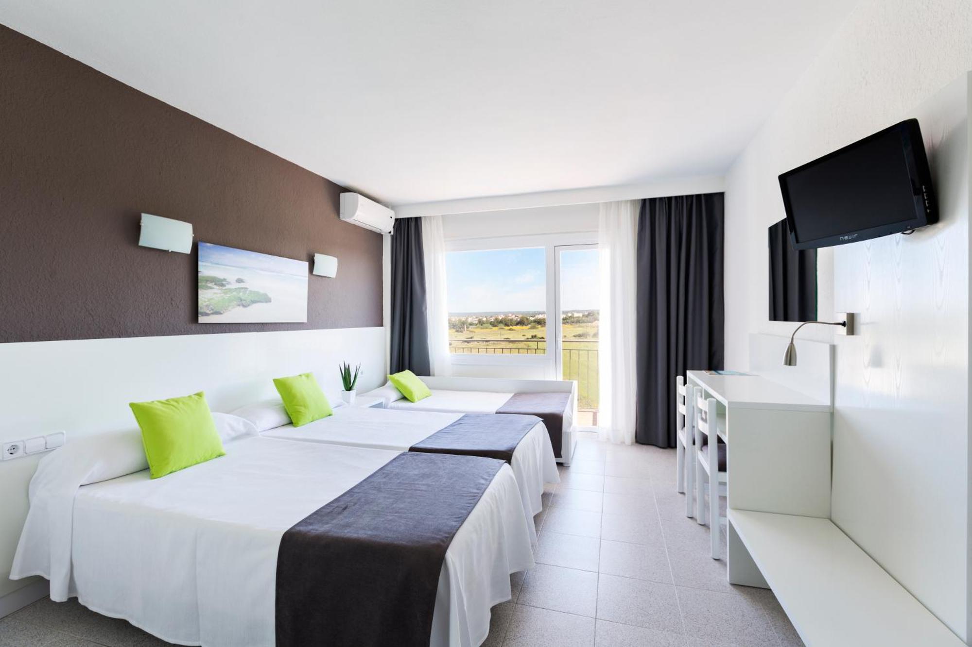 Dreibettzimmer
