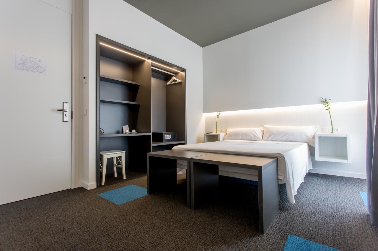 Quarto Duplo Standard