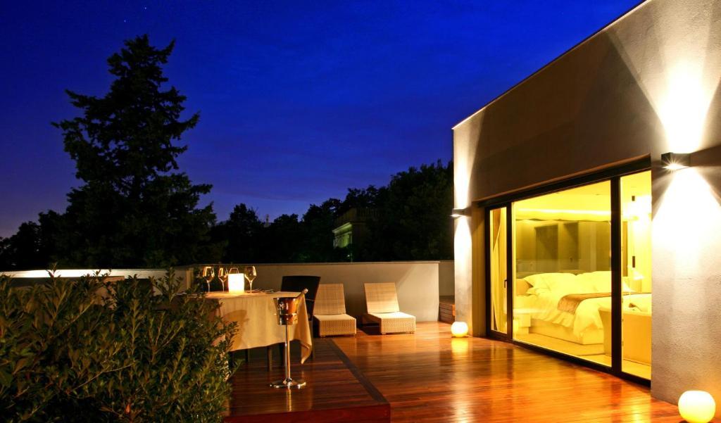 Penthouse Private Jacuzzi Terrace Spa Access