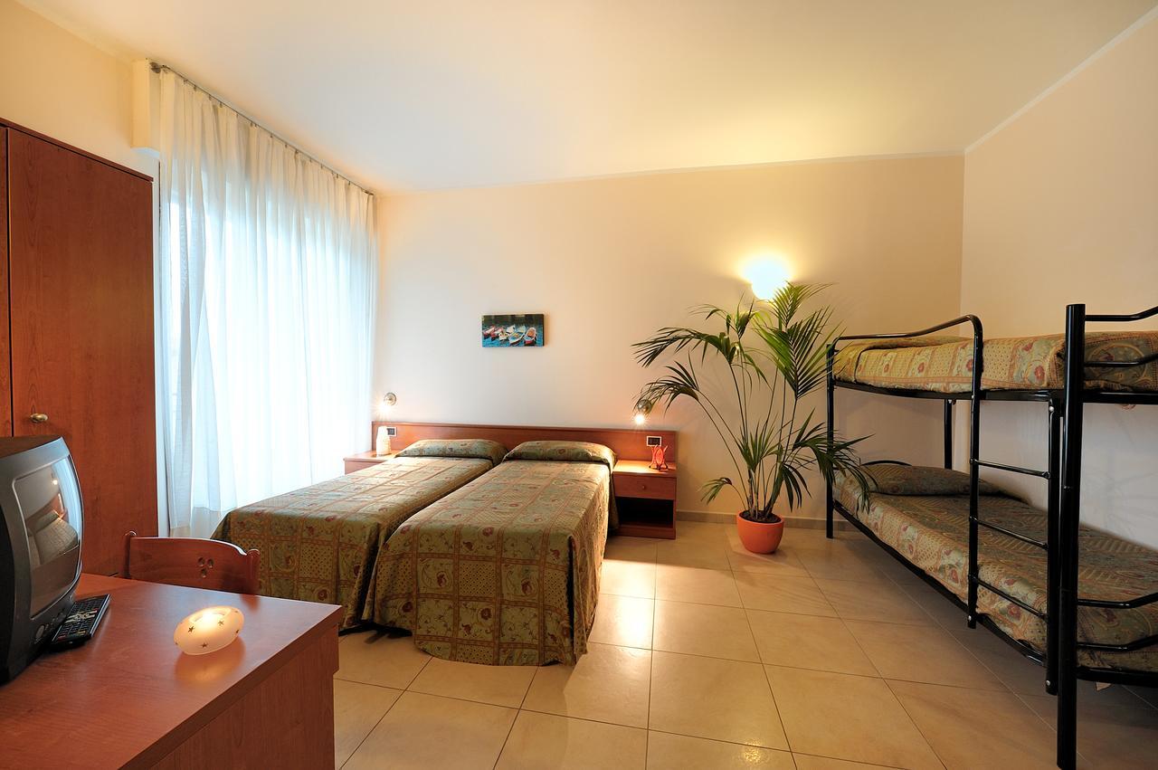 Double Room Garden View with Terrace & Aquapark,8958619:JPEG