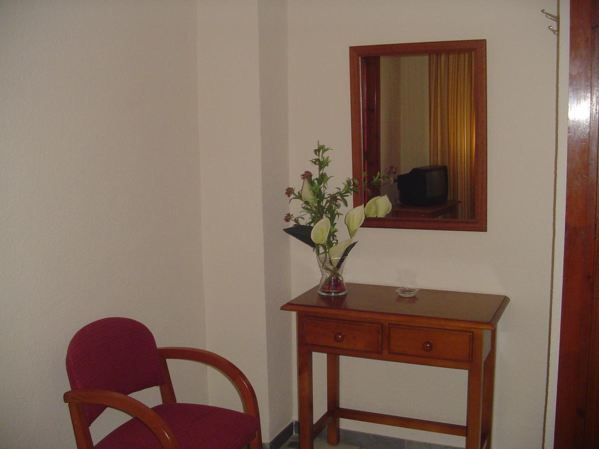 Double Room,1584454133:JPEG