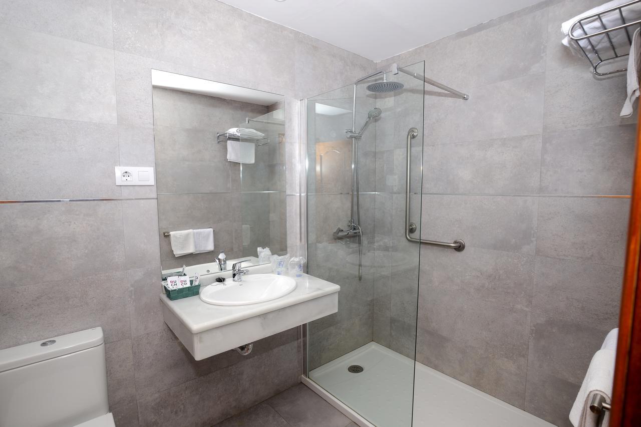 Single Room,664651125:JPEG