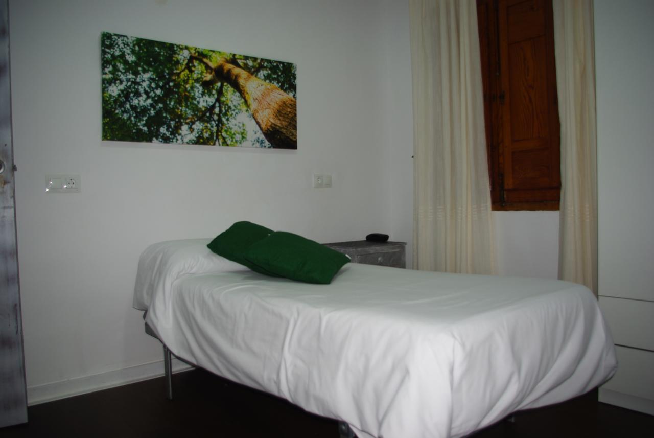 Standard Single Room No pets,1646330870:JPEG