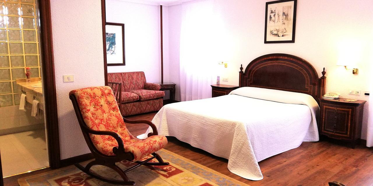 Double or Twin Room,645889746:JPEG