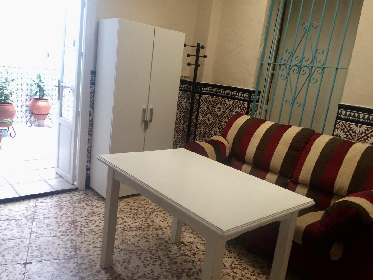 Familienzimmer mit eigenem Bad (3 Erwachsene)