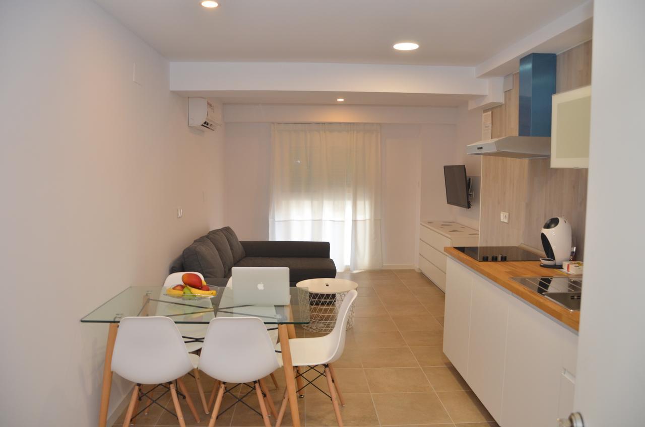 One-Bedroom Apartment,669392994:JPEG