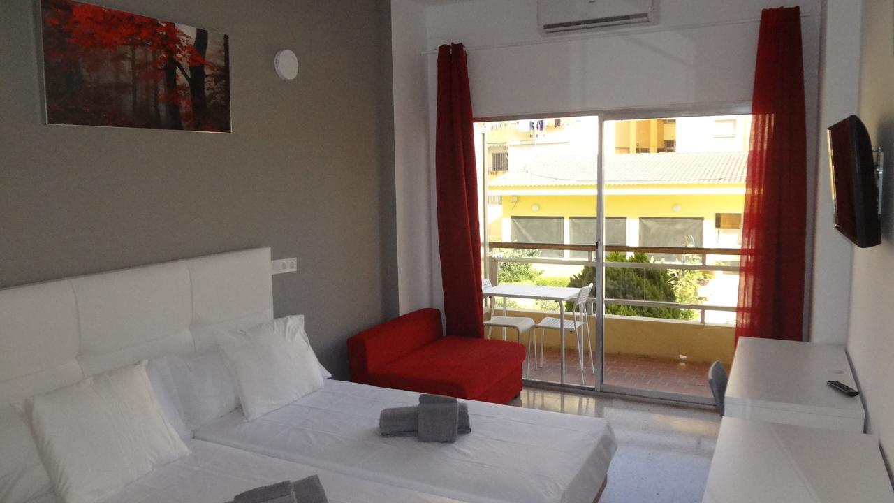 Double Room Air-Conditioning