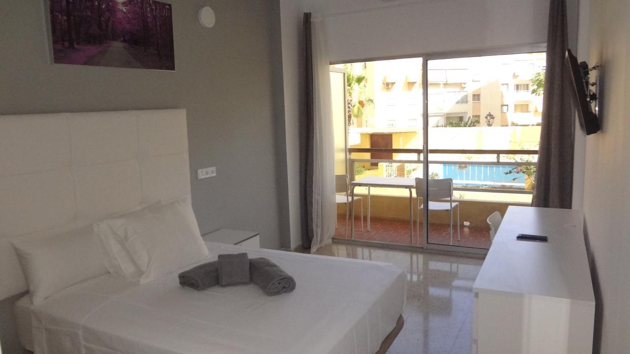 Double Room Air-Conditioning