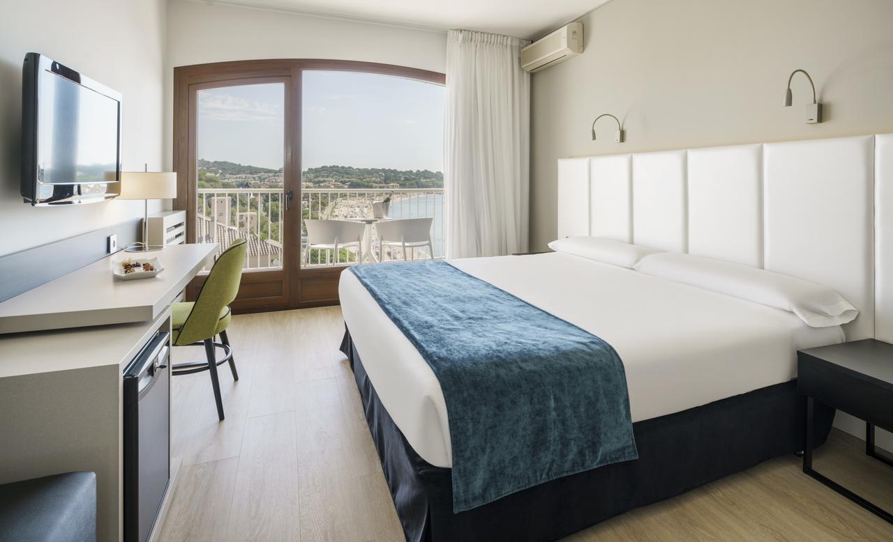 Chambre Double avec Lit d'Appoint - Vue sur Mer