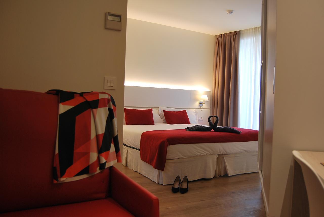 Deluxe Double or Twin Room with Balcony,717972481:JPEG