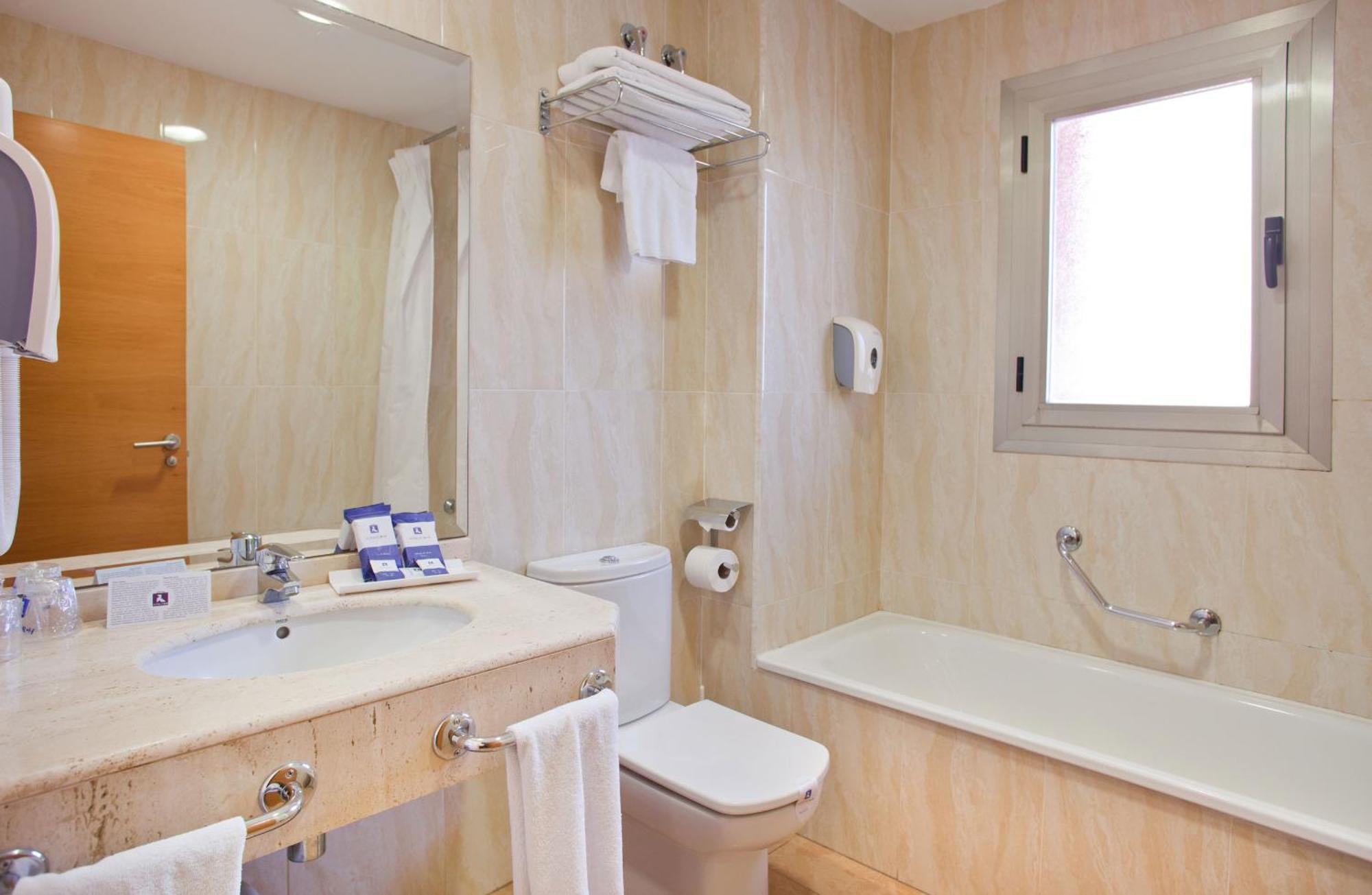Habitación Cuádruple (4 adultos)