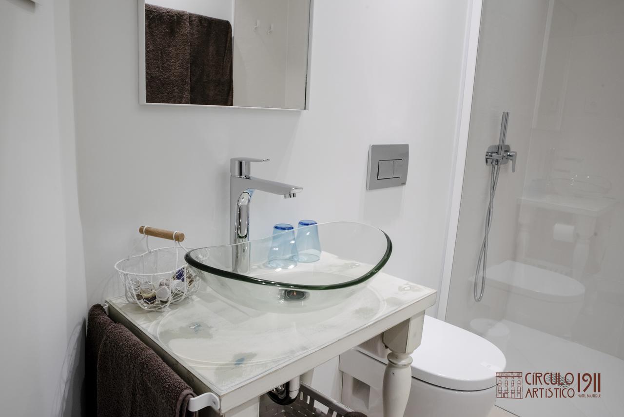 Standard Double Room,717295903:JPEG