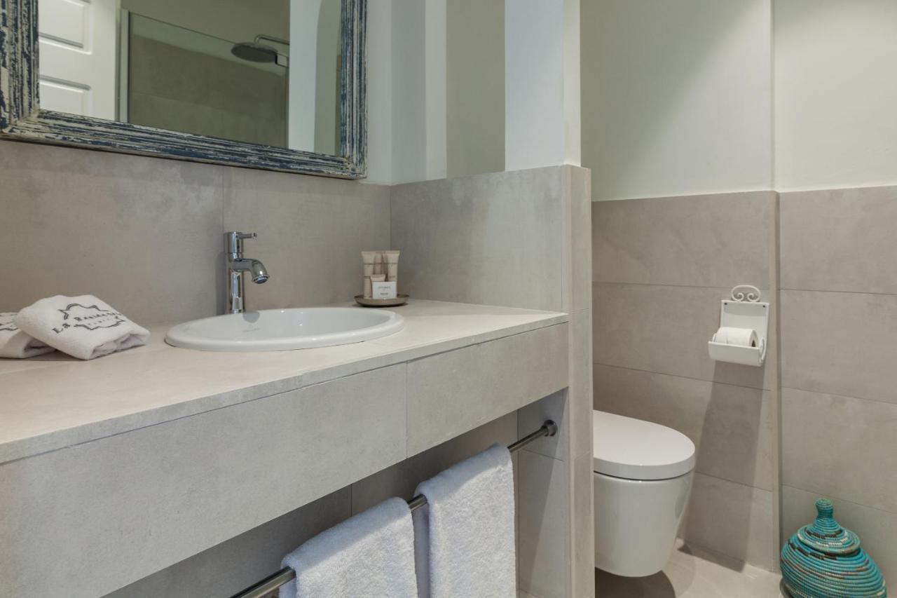 Standard Double Room,736445116:JPEG