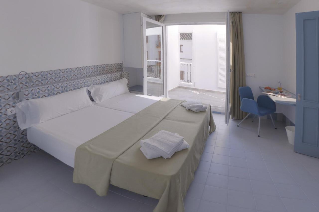 Twin Room with Terrace