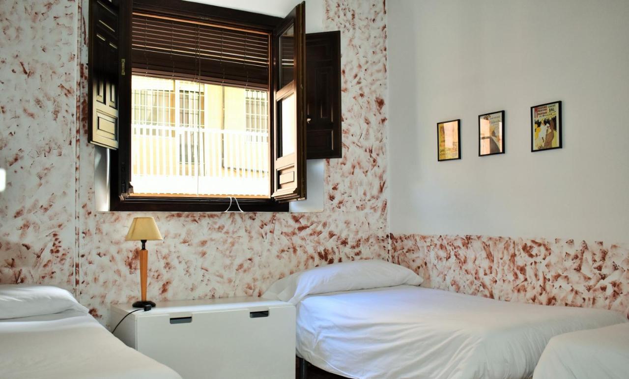 Doppel-/Zweibettzimmer mit Gemeinschaftsbad