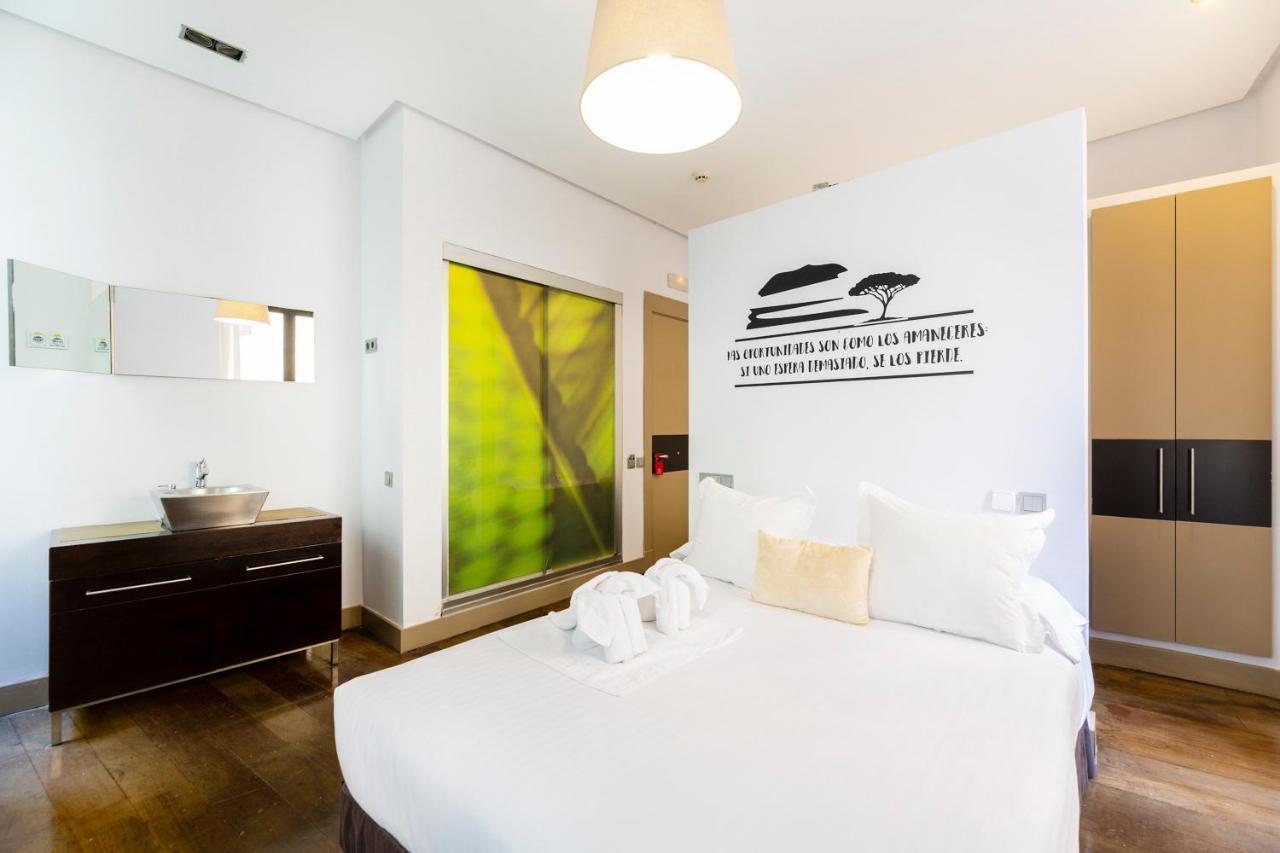 Queen Room with Spa Bath