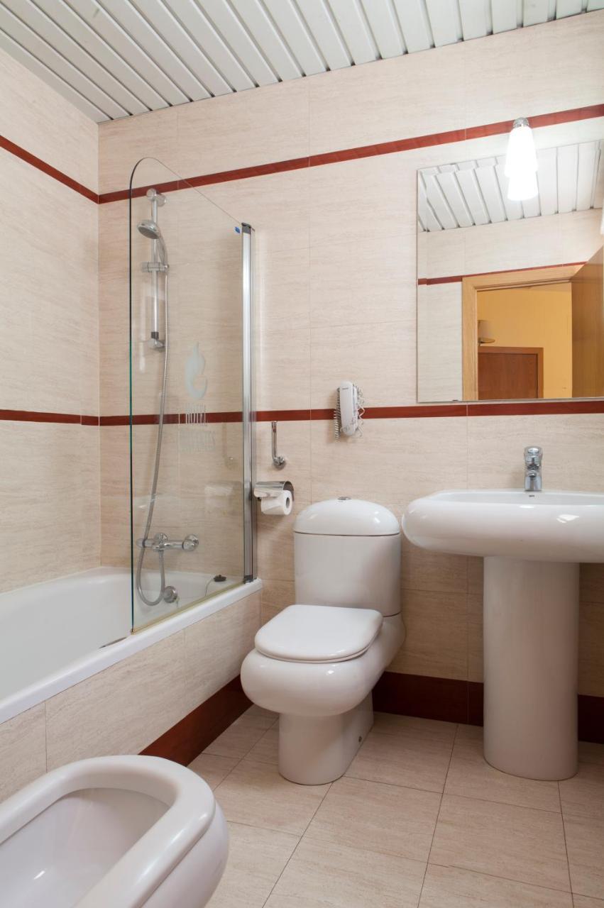 Double or Twin Room,1272817240:JPEG