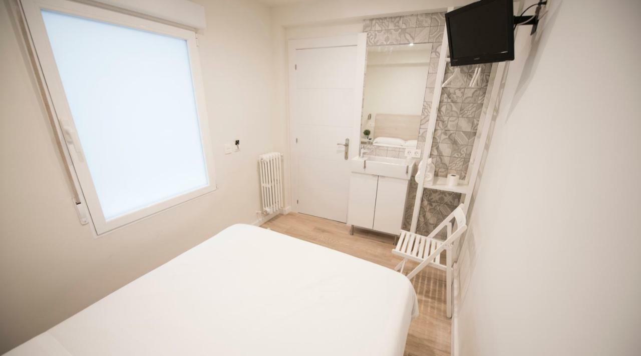 Chambre Simple avec Salle de Bains Commune