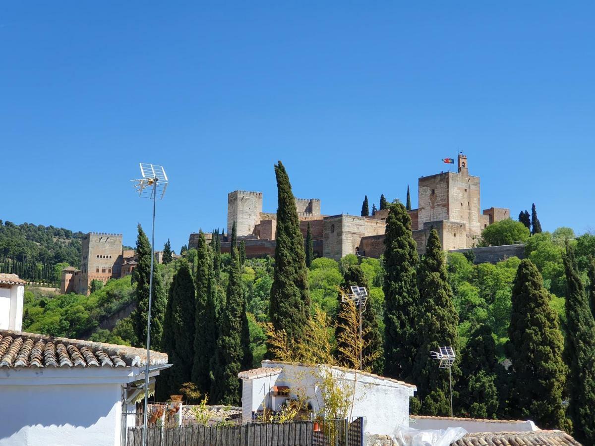 Chambre Double 2 Lits avec Terrasse Privée - Vue sur l'Alhambra