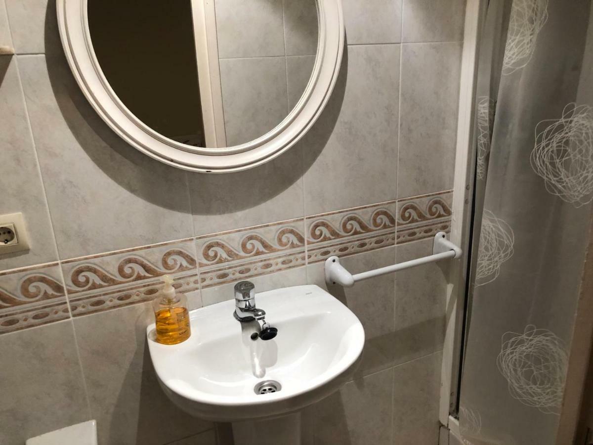 Triple Room Private Bathroom