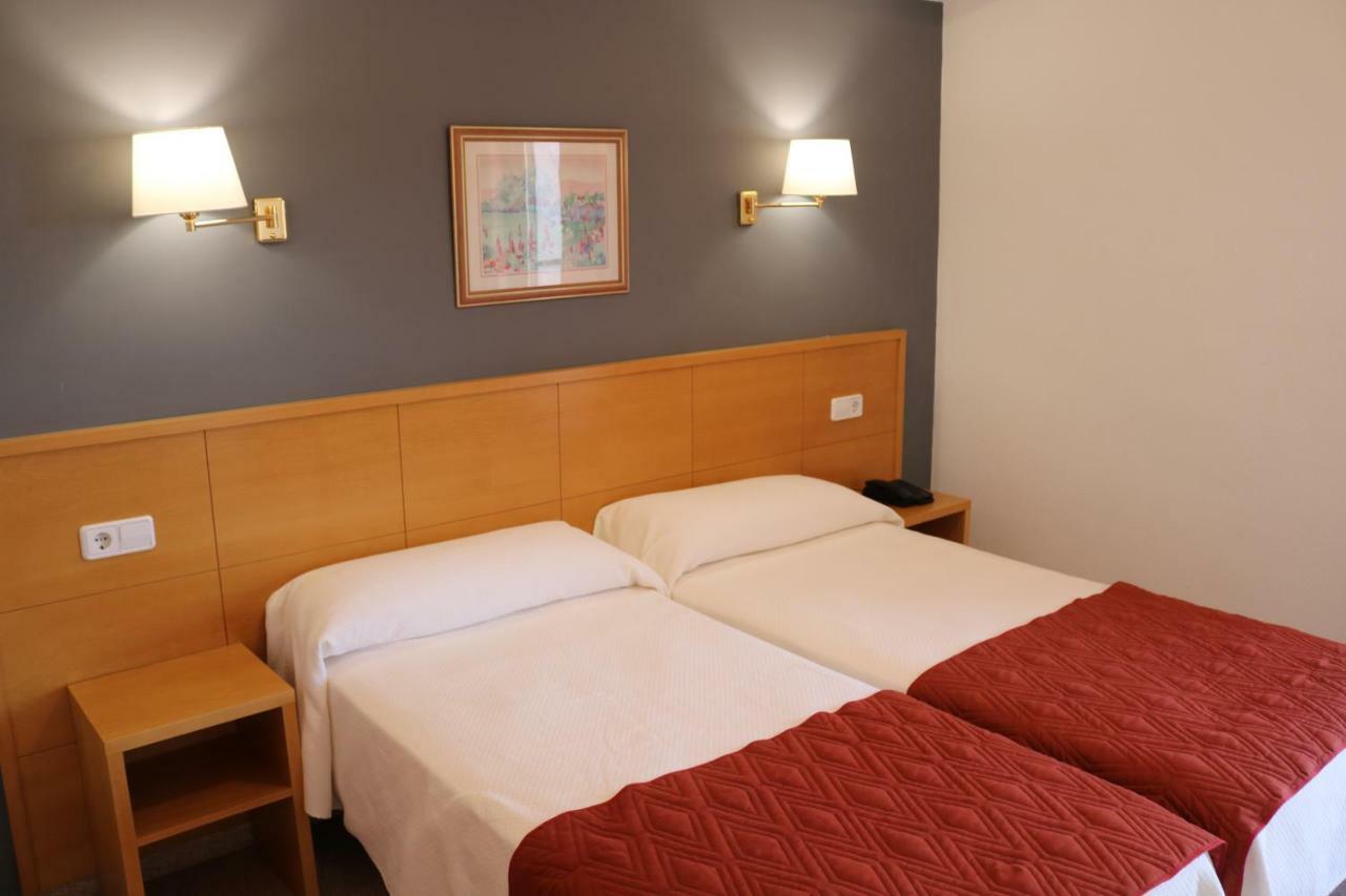 Standard Twin Room,217068068:JPEG