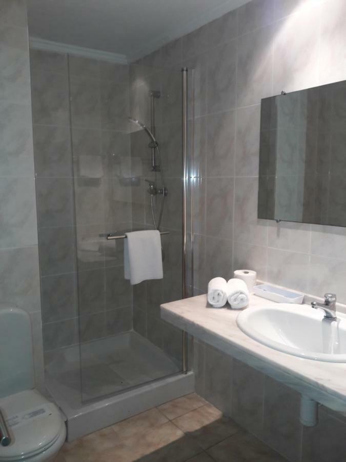 Basic Twin Room,1254456145:JPEG