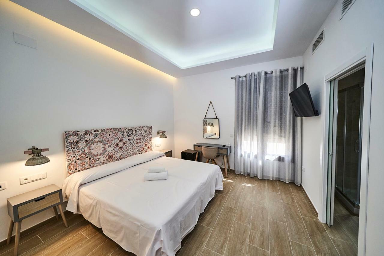 Standard Double or Twin Room,824136746:JPEG