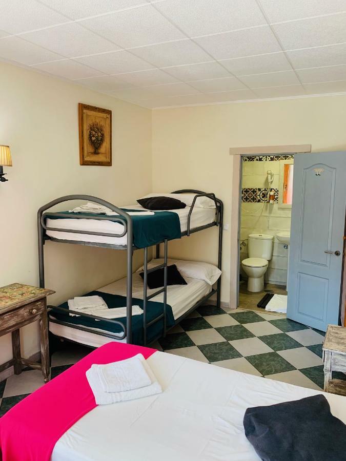 Quadruple Room Bathroom