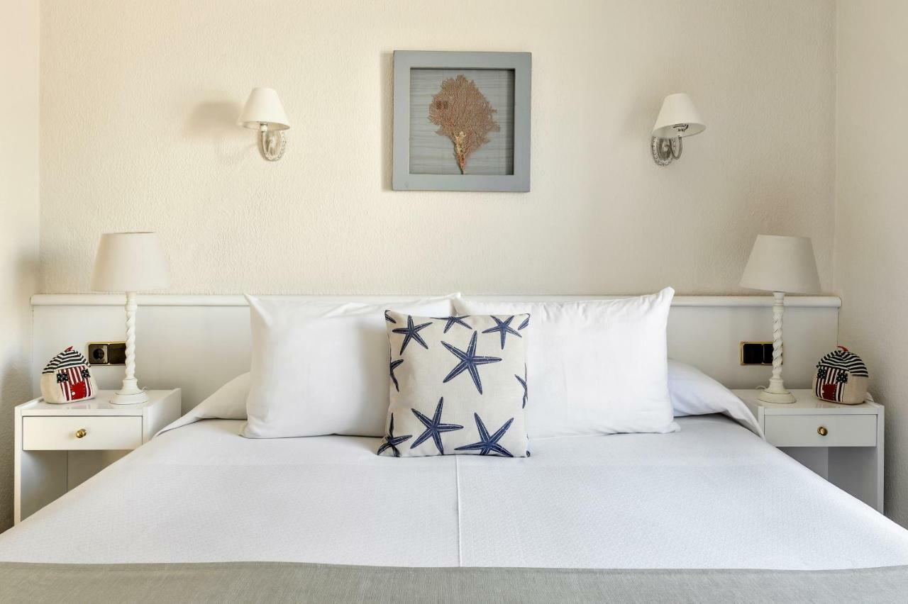 Double or Twin Room Balcony