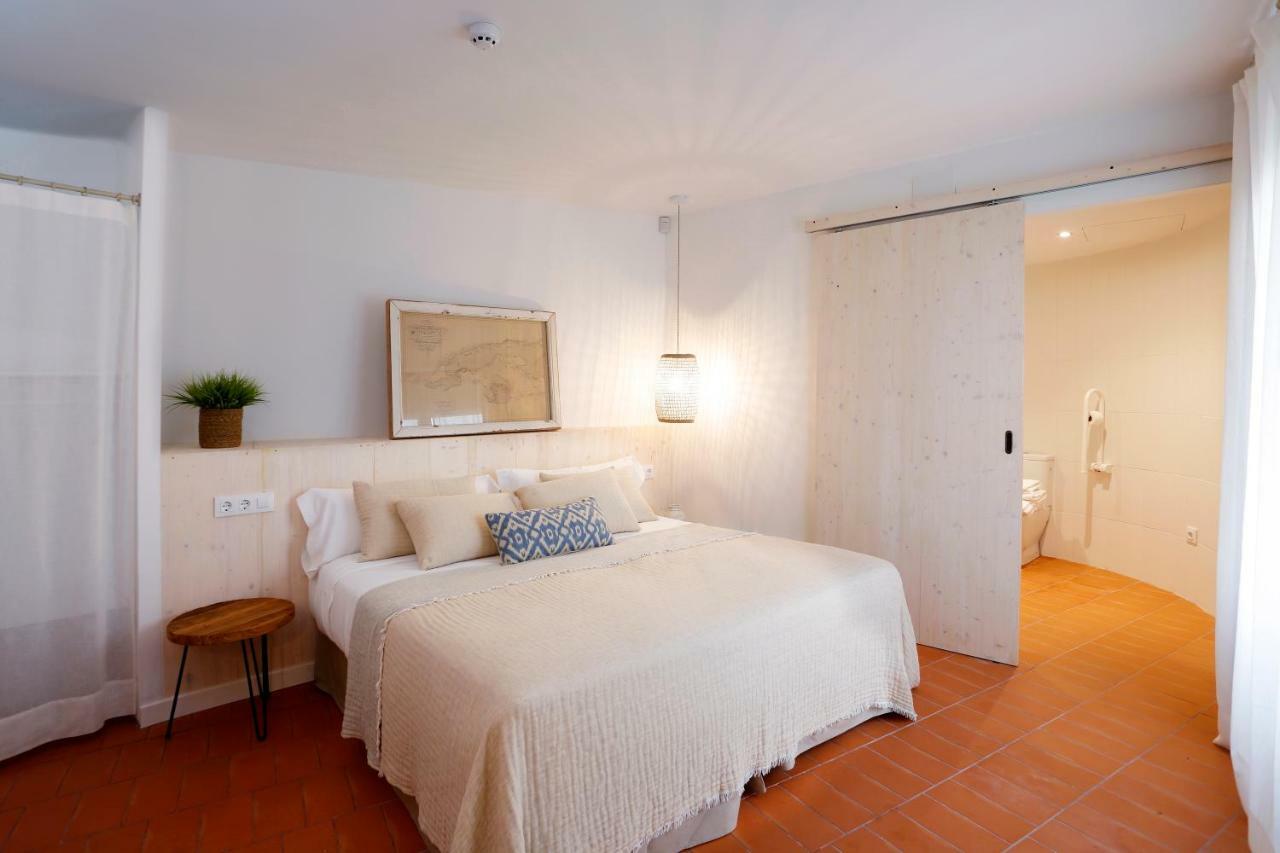 Chambre Double - Accessible aux Personnes à Mobilité Réduite