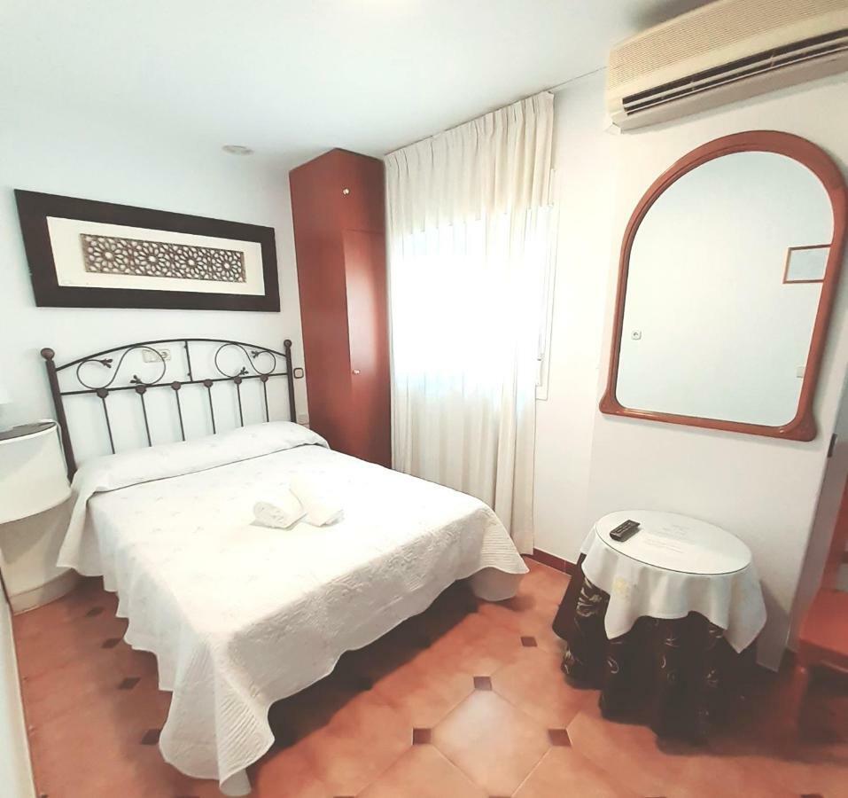 Double Room - Disability Access,831509807:JPEG