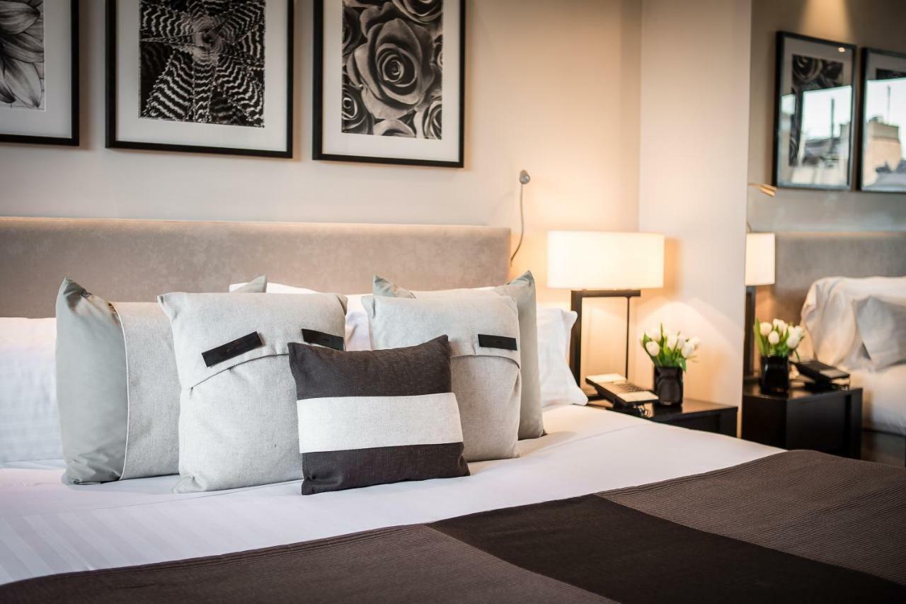 Quarto de Design com Cama de Casal ou 2 de Solteiro