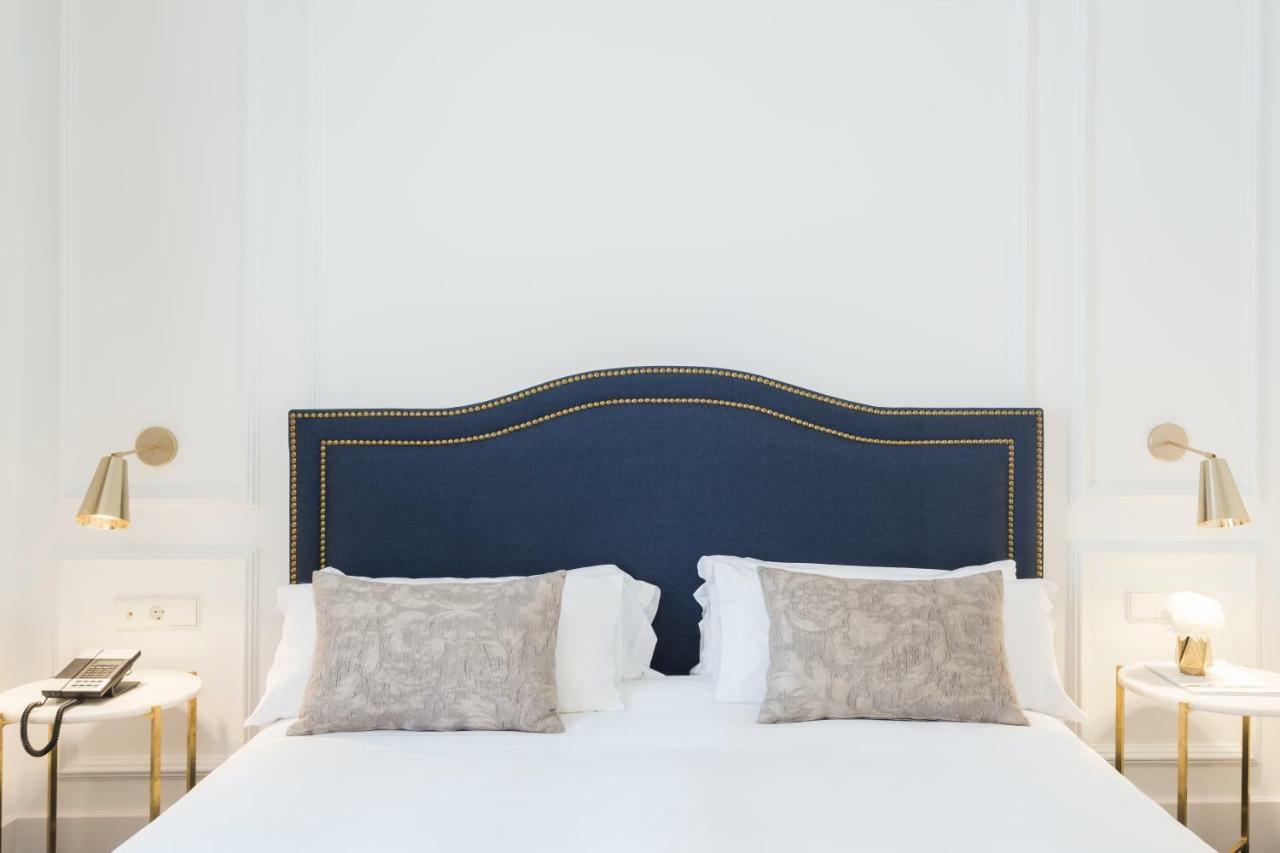 Junior Suite Balcony,1273207321:JPEG