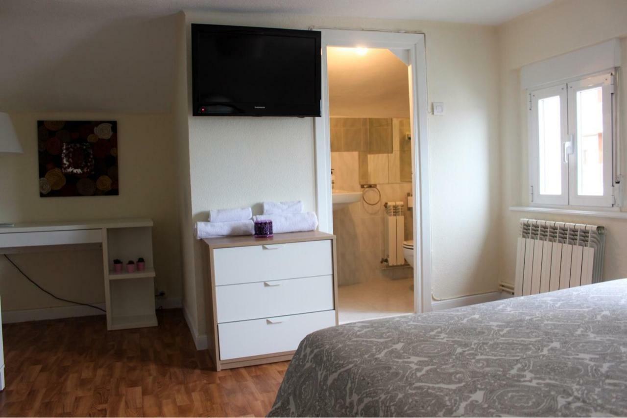 Deluxe Queen Room,855095825:JPEG