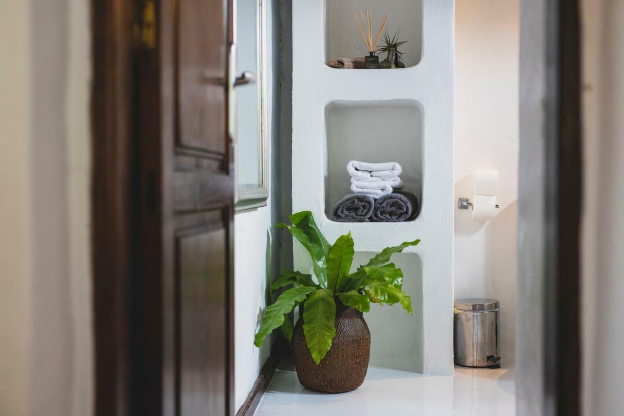 One-Bedroom Bungalow