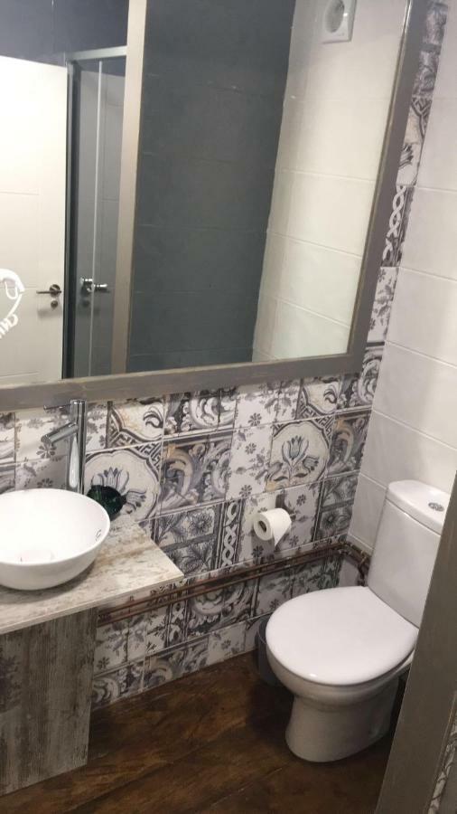 Habitación Doble con baño compartido - 2 camas