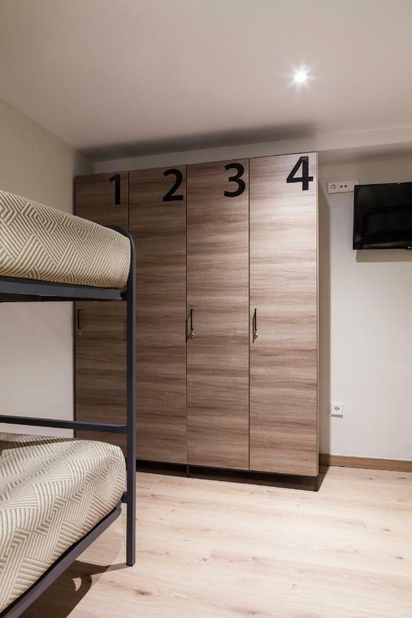 Superior Studio (8 Adults)